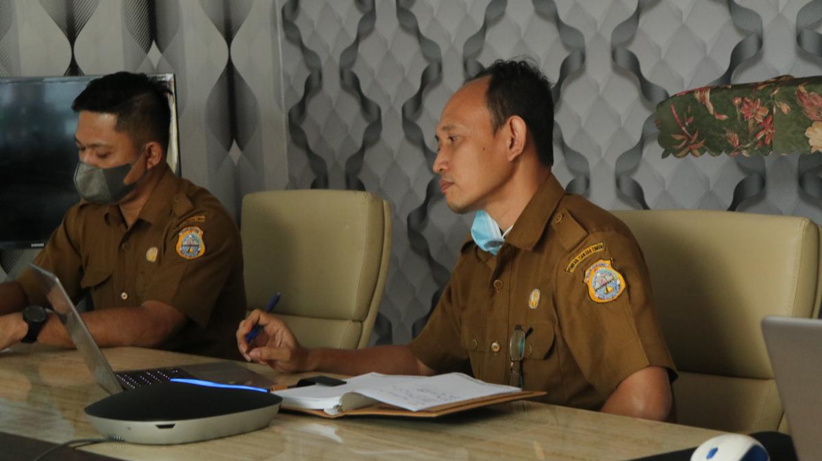 Dinas Komunikasi dan Informatika Kabupaten Tanjung Jabung Timur Menghadiri Rapat Penilaian Interviu Evaluasi SPBE 2021 Secara Virtual